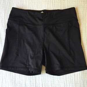 Rabbit Women's Speed Leggy 4" Shorts